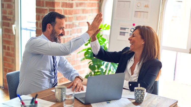 Online Authentic and Effective Communication